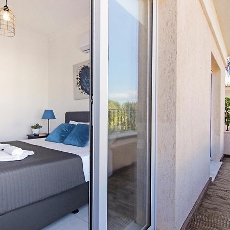 פאראלימני Villa Alyson מראה חיצוני תמונה