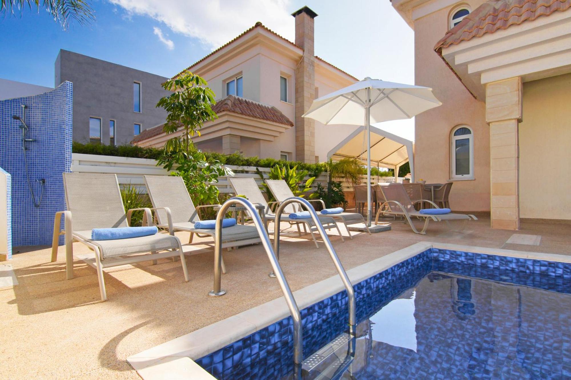 פאראלימני Villa Alyson מראה חיצוני תמונה